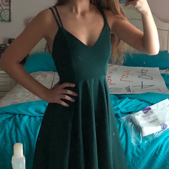 Evergreen high low homecoming dress - Picture 3 of 3